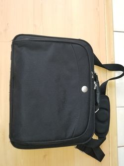 Dell laptop travel bag. Lots of pockets/ compartments