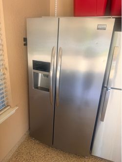 Frigidaire Gallery stainless Refrigerator