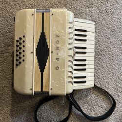 12 Bass Accordion 