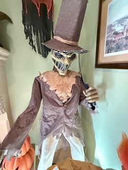 6.5-Foot Soul Slasher Halloween Animatronic — Used Once — $100