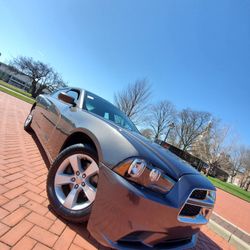 2014 DODGE CHARGER SE