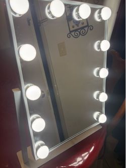 Vanity mirror