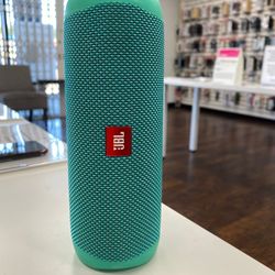 JBL Flip 5 Bluetooth Speaker 