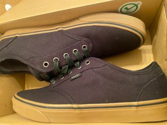 NEW Vans Atwood Black/Gum Canvas Shoes - Men's Size 11 (Brand New in Box)