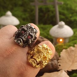 Rusty Skull Ring