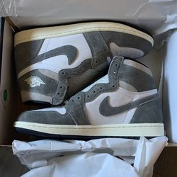 Air Jordan 1 High