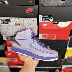 Jordan Iron Purple 2s size 9.5 VNDS