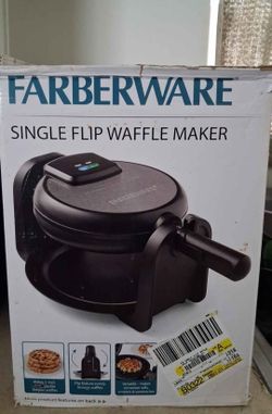 SINGLE FLIP- WAFFLE MAKER.      OBO