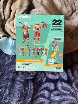Fortnite ragnarok toy