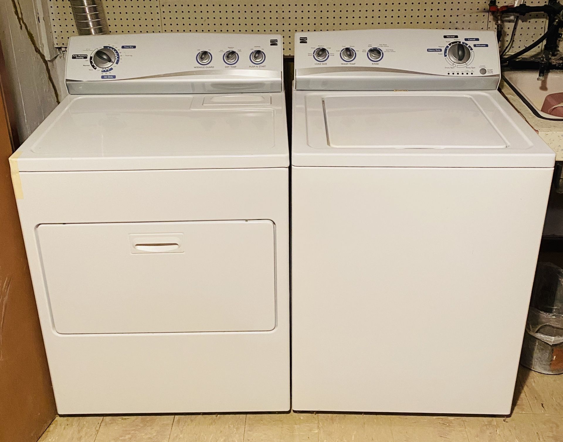 Nice Kenmore Washer & Dryer 
