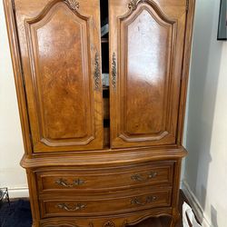 Armoire