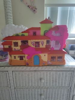 Encantó Casita PERFECT CONDITION 