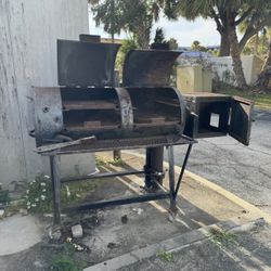 Charcoal Grill 