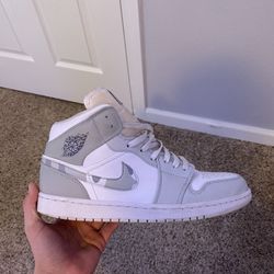 Jordan 1 Mid “Gray Camo”
