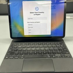 iPad Pro 11 Inch (3rd Generation) With $350 Apple Magic Keyboard Included