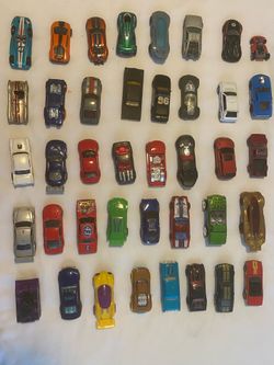 Hotweels cars Lot of 40 pcs