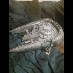 Predator: Badlands Yautja Scout Ship Popcorn Bucket Regal   