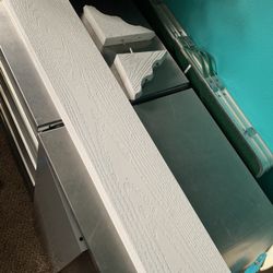 White Shelf