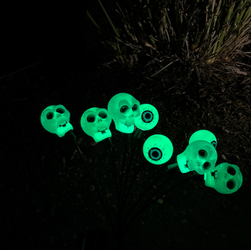 Solar Halloween Skull & Eyeball Garden Lights – 2 Stakes, 16 lights, Choose Style