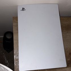 Play station 5 no box barely played
