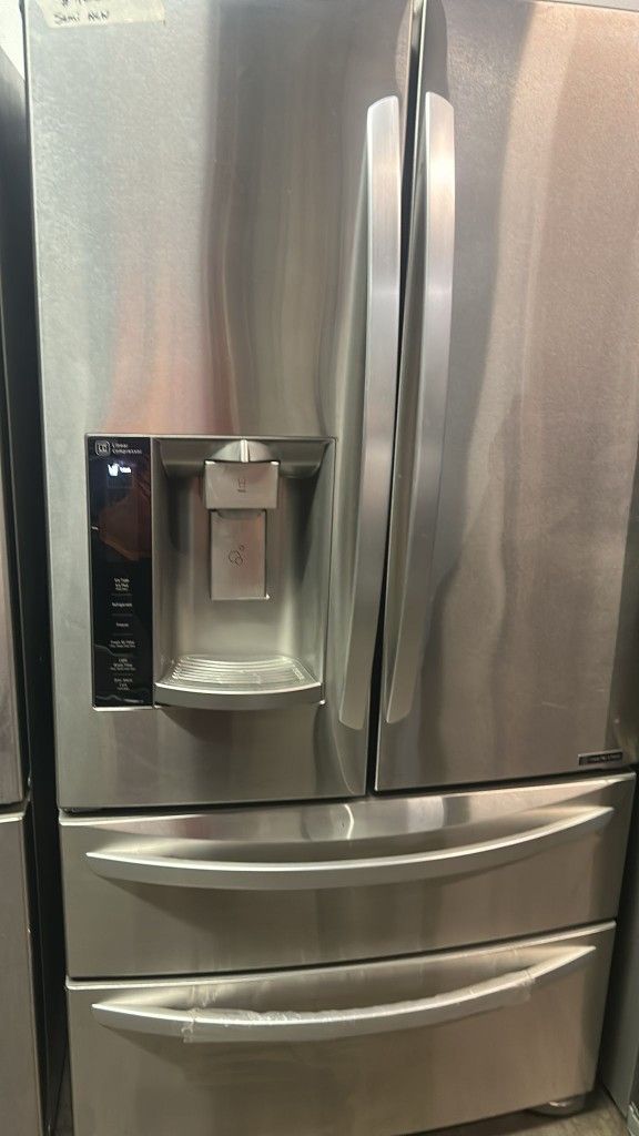 LG 4 Door French Door Refrigerator (Semi New)