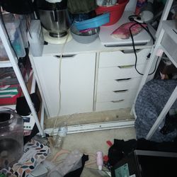 Ales drawer with cabinet