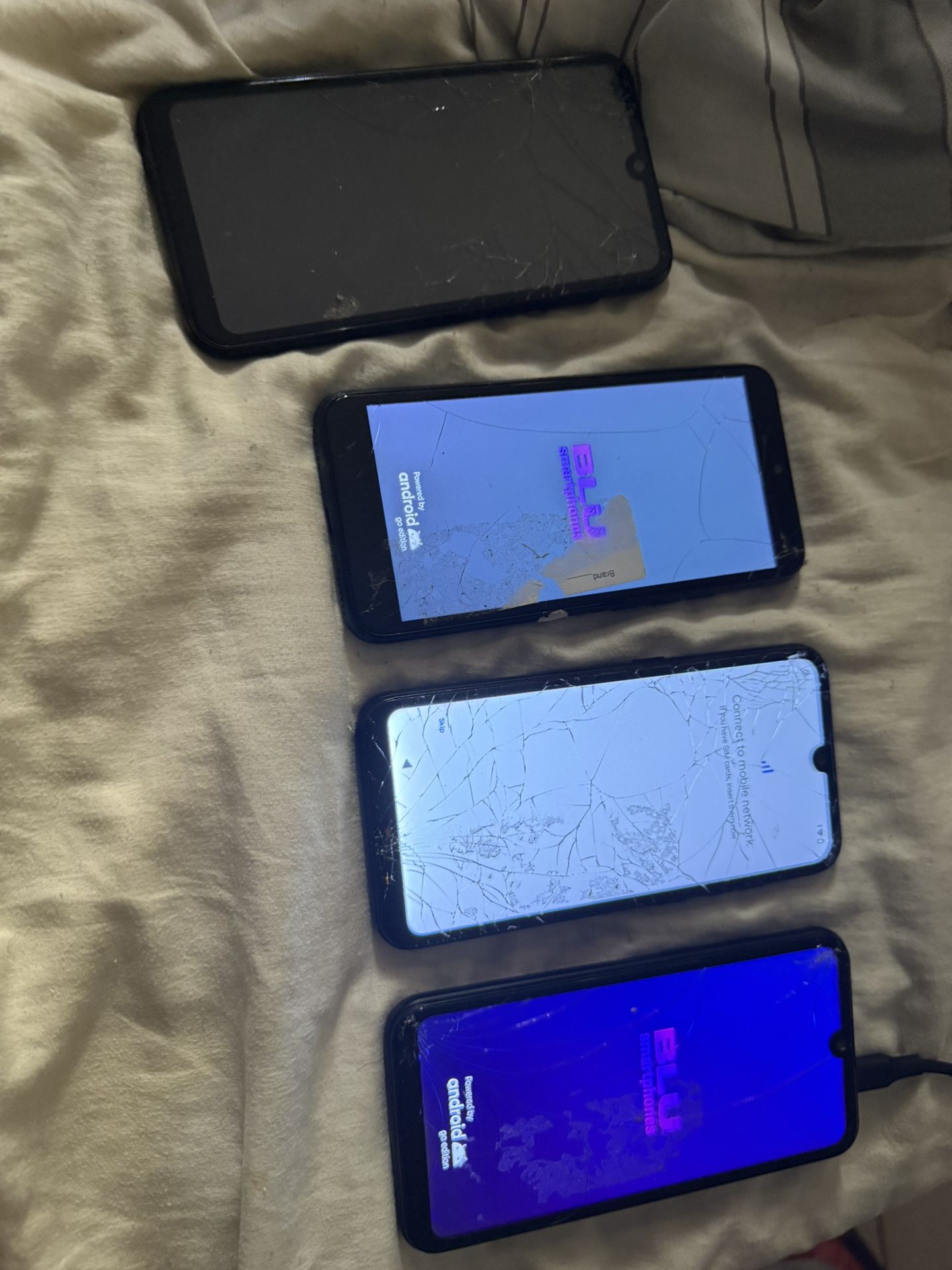Lot Of 4 Blu Android Smartphones For Parts