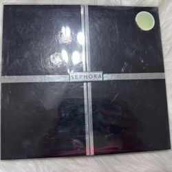 Brand new Sephora MicroSmooth Baked Winter Wonderland Collection Palette - Rare