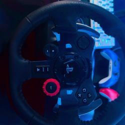 Logitech Driving Force G29 Racing Wheel for PlayStation 4 and PlayStation 3