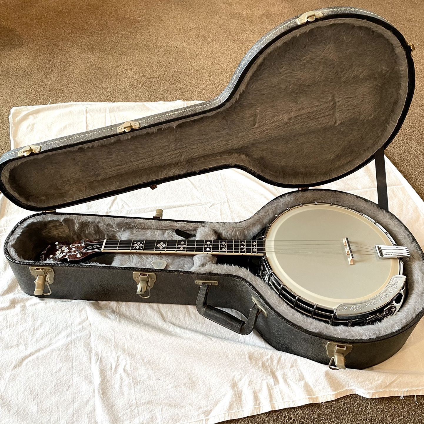 Gold Tone IT-250F Irish Tenor Banjo- Mastertone 4 String Banjo With Flange