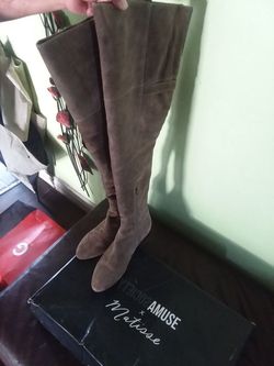 Knee boots $$