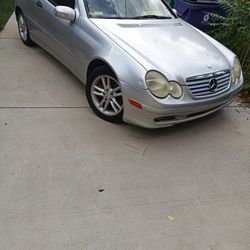 2003 Mercedes-Benz C-Class