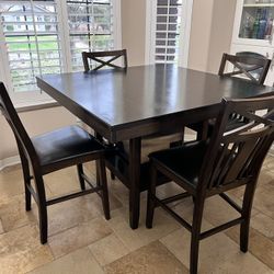 Bar Height Table With Chairs