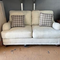 Loveseat