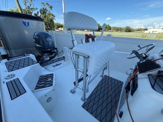 17’ center console boat with 4 stroke Yamaha
