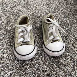 Girls Converse