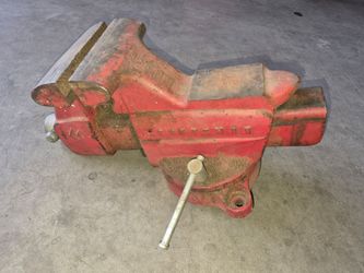 VintageCraftsman Bench Vise