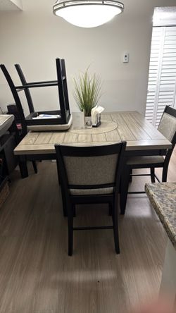 Dinning Room Table w/4 chairs and Bench and Bar Nock