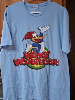 UNIVERSAL shirt size L