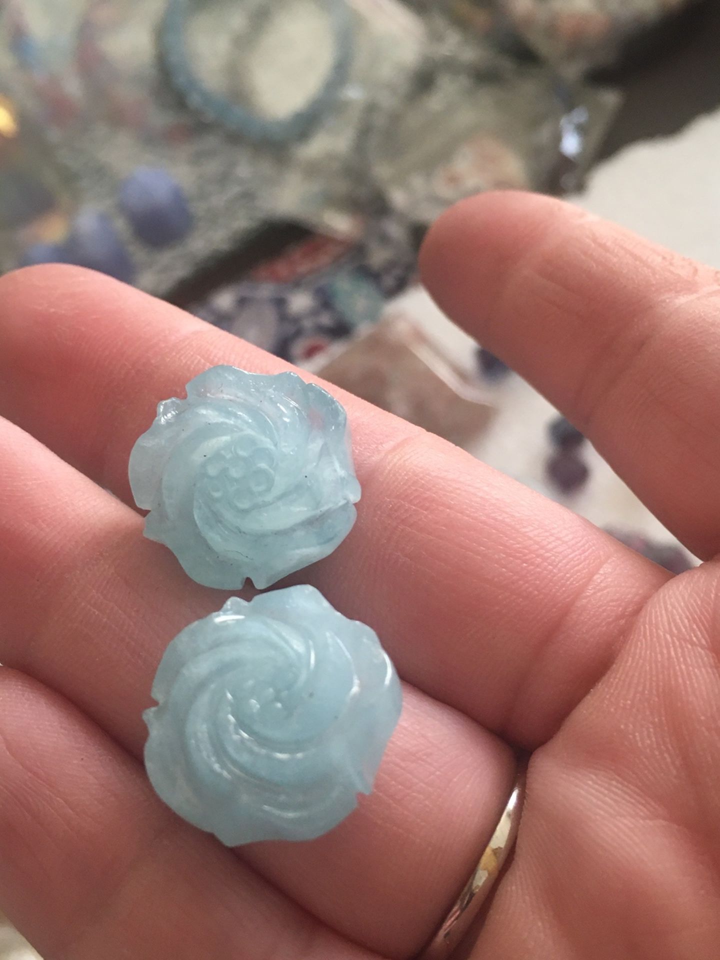 Natural Aquamarine Carved Flower