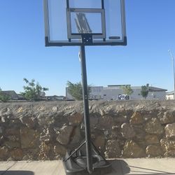 Basketball hoop 