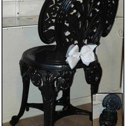 VINTAGE ORNATE BLACK GOTH GOTHIC WHITE BOW DRESSING TABLE VANITY CHAIR