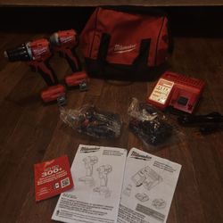 Milwaukee Cordless Drill/Impact Combo Set