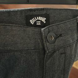 Men’s Billabong Shorts 30-32