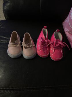 Girl shoes size 3