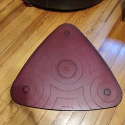 UNIQUE "GUITAR PICK " TABLE