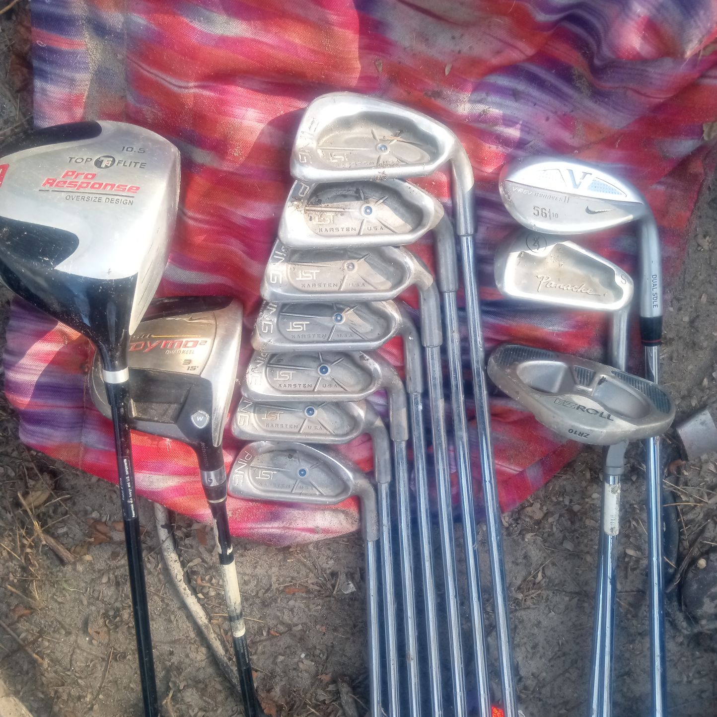 PING ISI golf irons. W 4-9
Model: PING ISI (Inertial System Iron).
Design: These irons feature a distinct cavity back design known for high forgivene