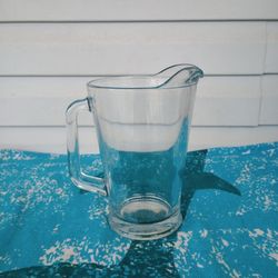 Libbey Clear Glass Pitcher 60 oz - 1.8 Liter - 8.5” Tall - Made In Mexico Beer