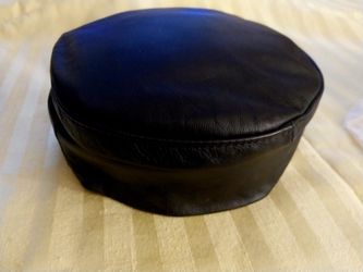 REDUCED - Classic Genuine Soft Leather Beret - BLACK