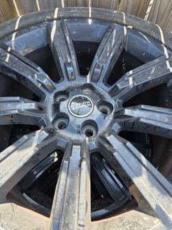 2016 Range Rover Rim And Tires